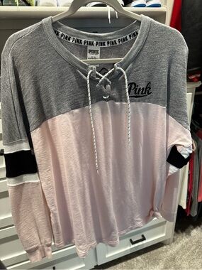 Victoria's Secret PINK Gray & Light Pink Lace-Up Colorblock Pullover